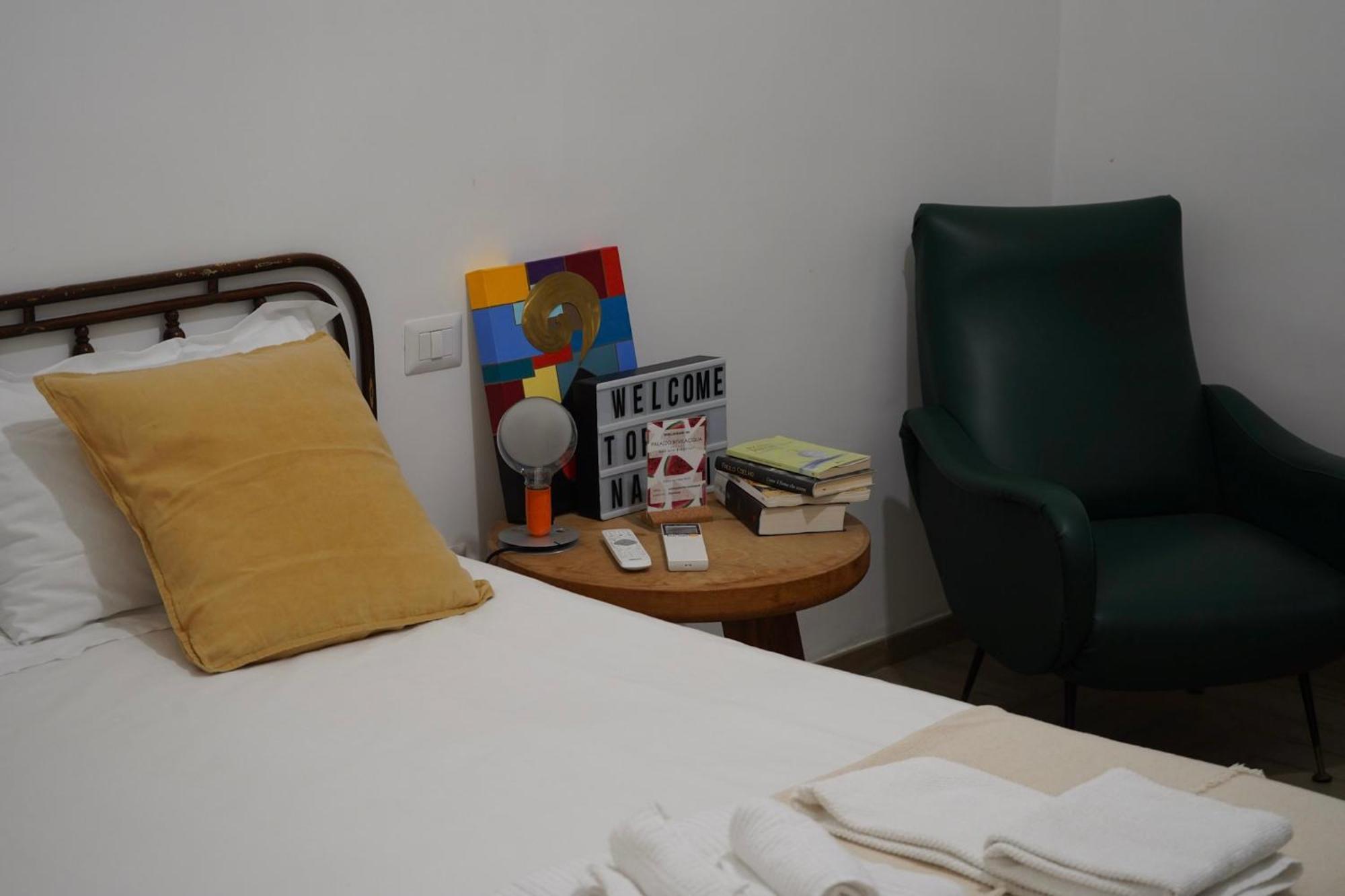 Palazzo Bevilacqua Rooms Naples Luaran gambar
